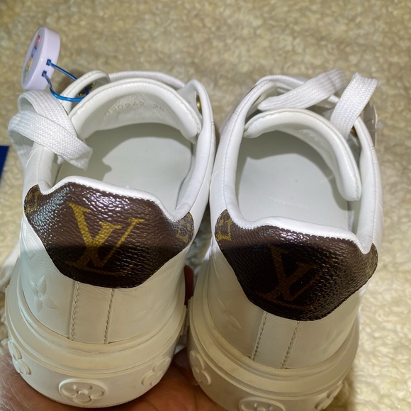 Louis Vuitton time out sneaker - Picture 11 of 17